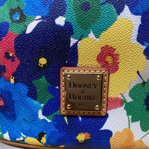 Dooney & Bourke Handbag - Picture 3 of 10
